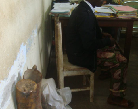 EAL - LAGA ivory dealer arrested